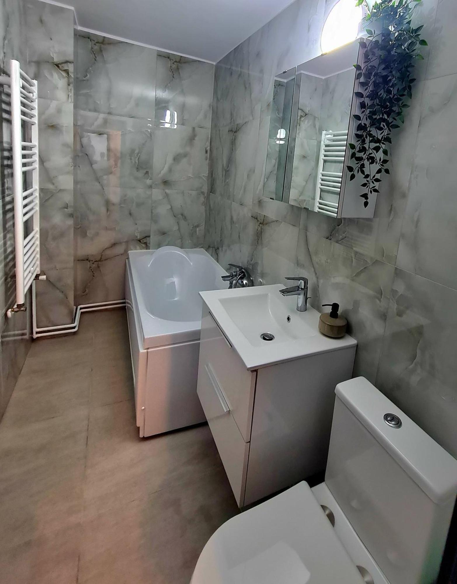 Apartment In Dristor Area Bucharest Exterior photo